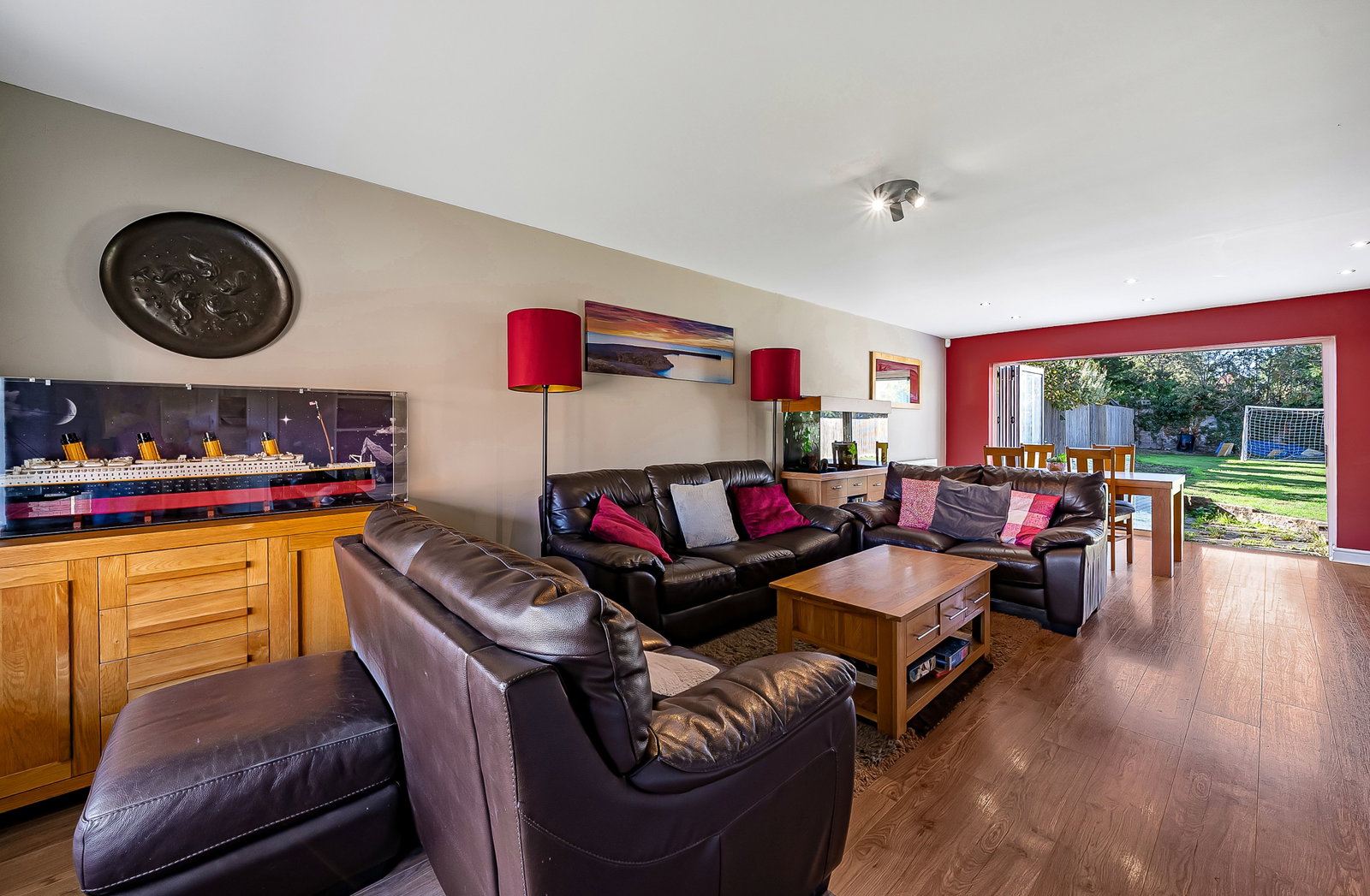 Detached House for sale in Tonbridge, The Greenways, Paddock Wood, Tonbridge, TN12 6LS, 1534 m²