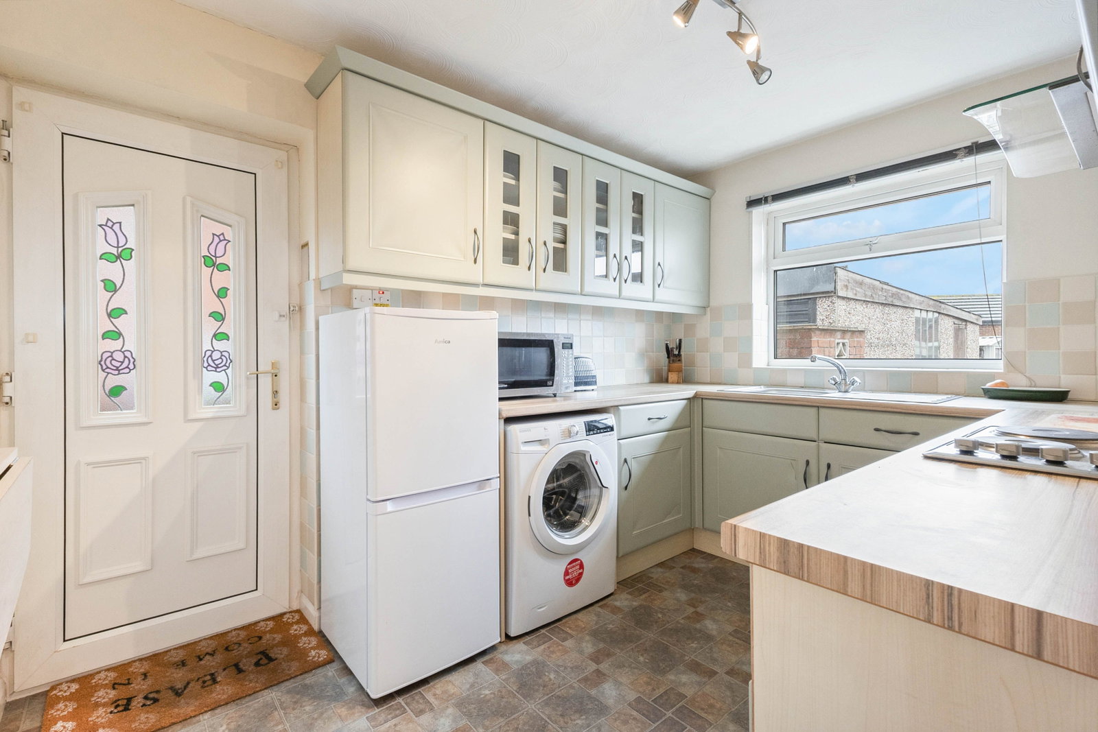 Bungalow for sale in Castleford, Mayors Walk, Castleford, 65 m²