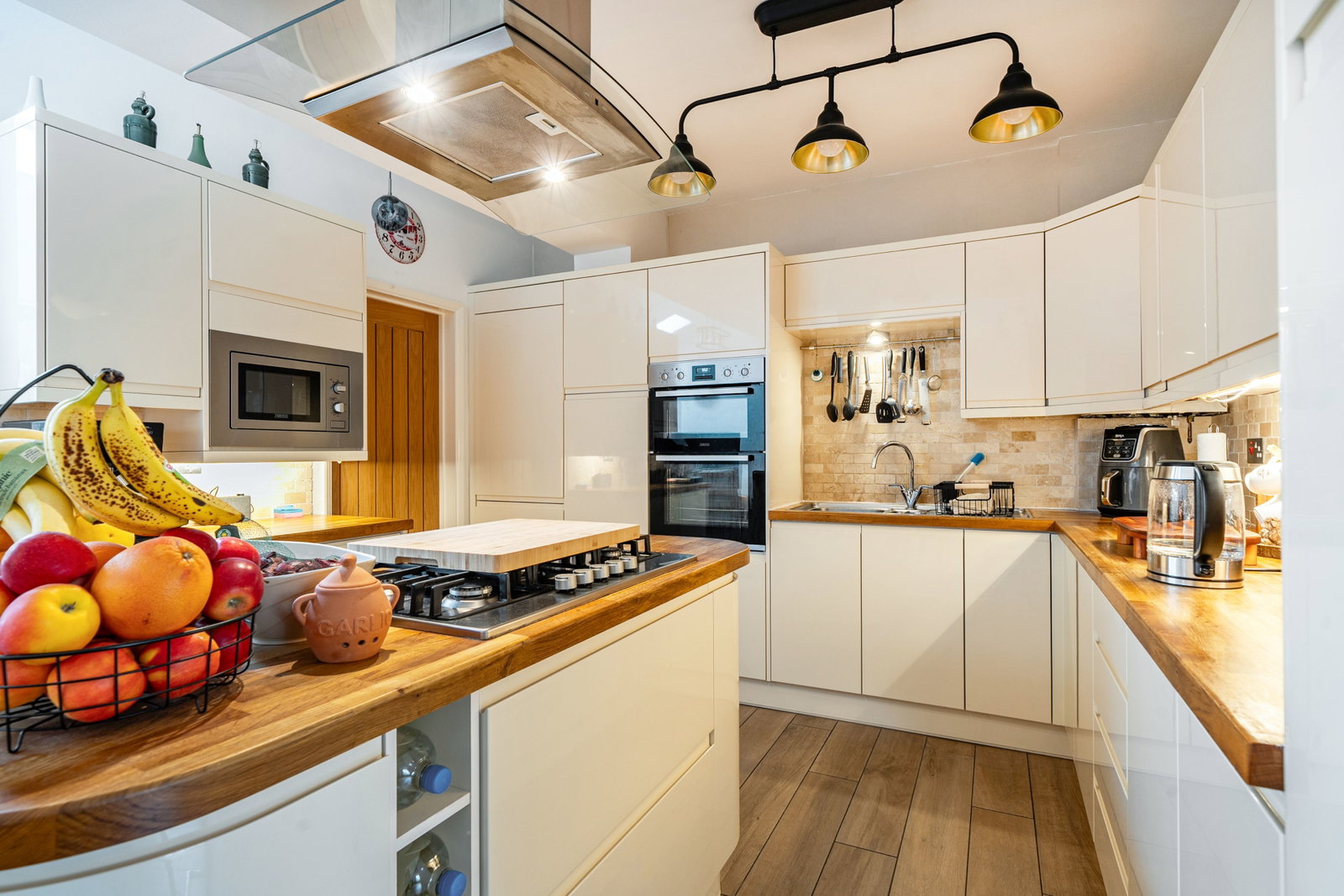 Semi Detached House for sale in Kidderminster, Chester Road North, Kidderminster, DY10 2RS