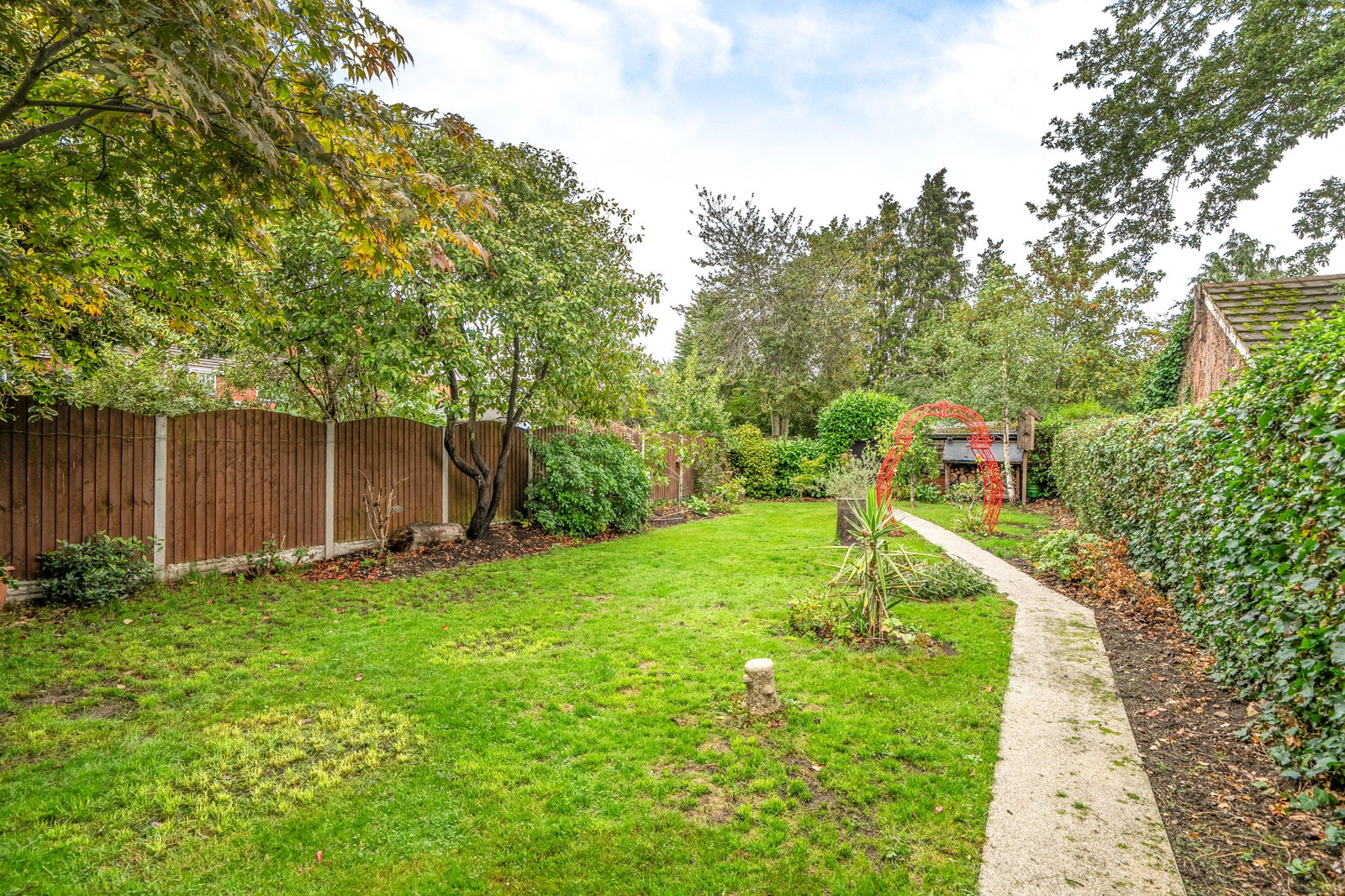 Semi Detached House for sale in Kidderminster, Chester Road North, Kidderminster, DY10 2RS