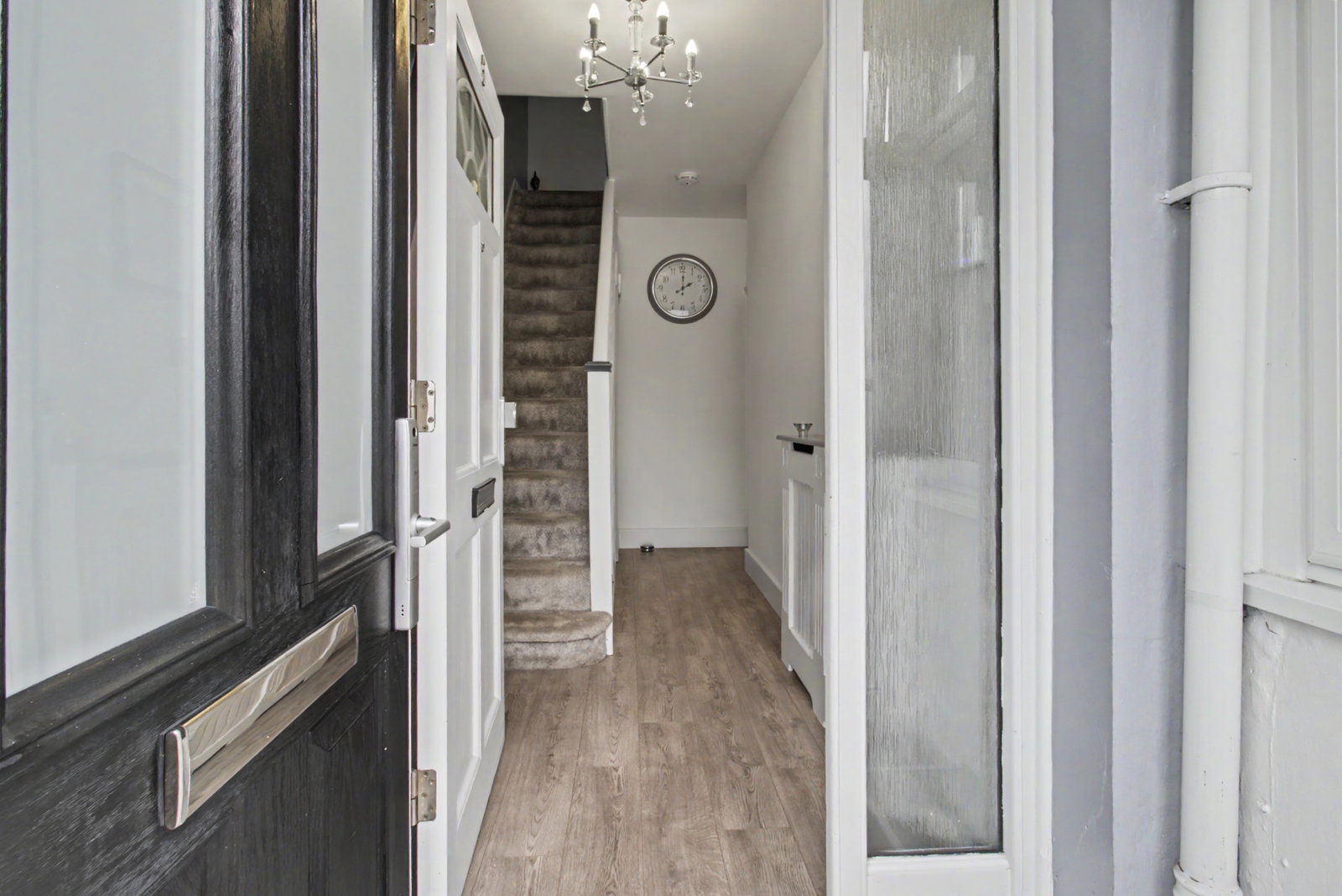 Terraced House for sale in Romford, Seabrook Gardens, Romford, RM7 0EU, 1163 m²