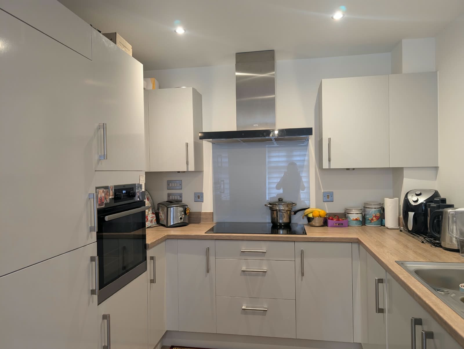 Semi Detached House for sale in Tavistock, Honeysuckle Drive, Tavistock, PL19 8FP, 770 m²