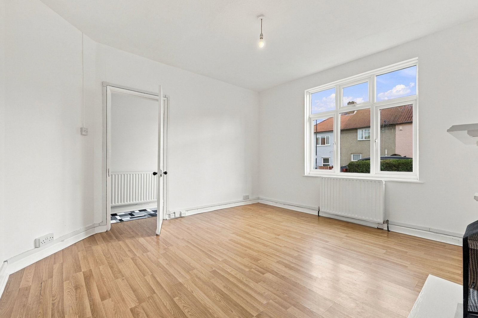 Terraced House for sale in Bromley, Camlan Road, BR1 5LT