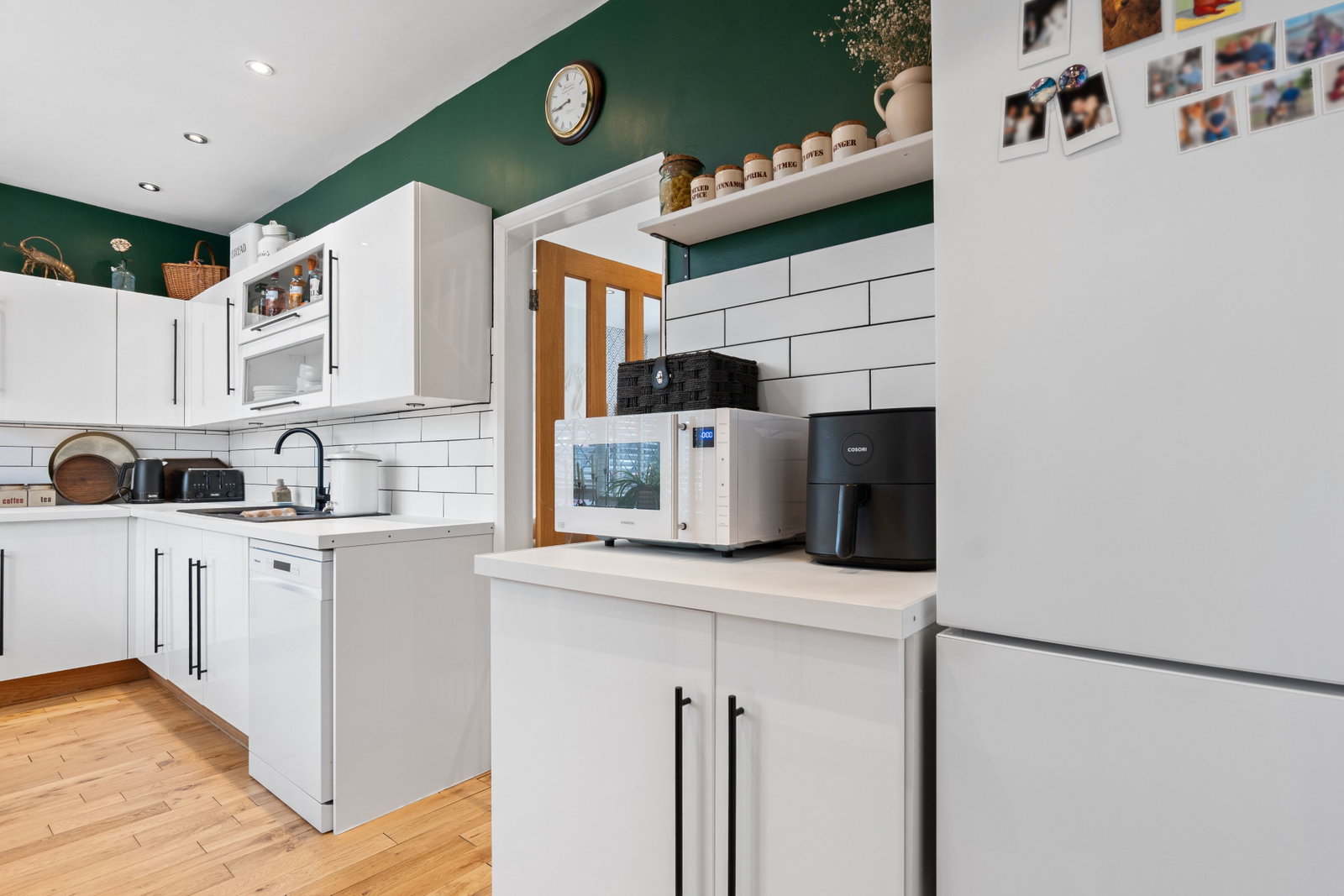 Semi Detached House for sale in Sheffield, 79 Lees Hall Road, Norton Lees, S8 9JL, 899 m²