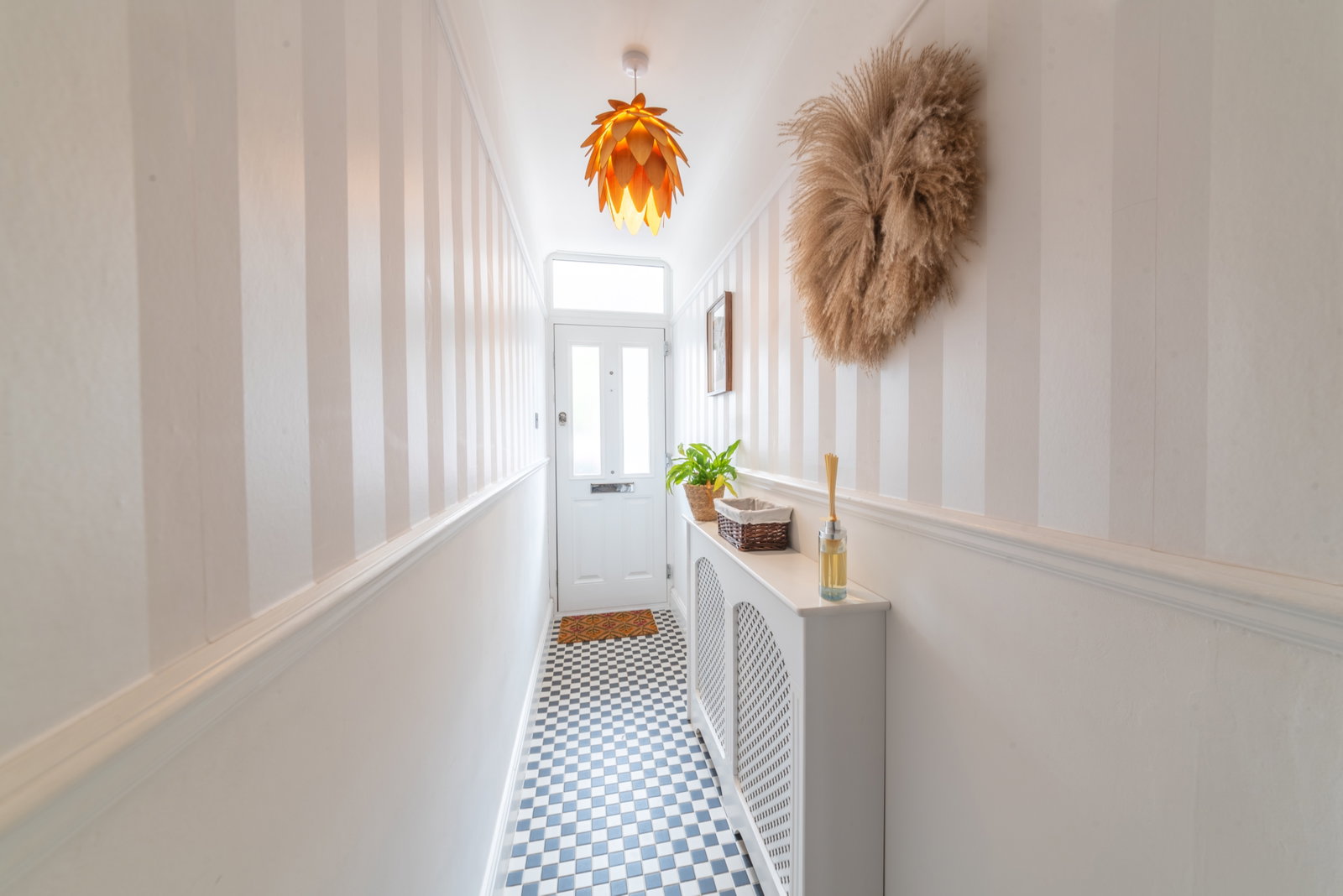 End Of Terrace House for sale in Sittingbourne, Victoria Road, Sittingbourne, ME10 1BS