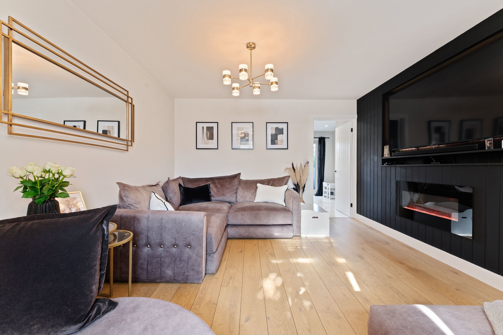 Semi Detached House for sale in Lincoln, Abbottsford Way, Lincoln, LN6 8DG