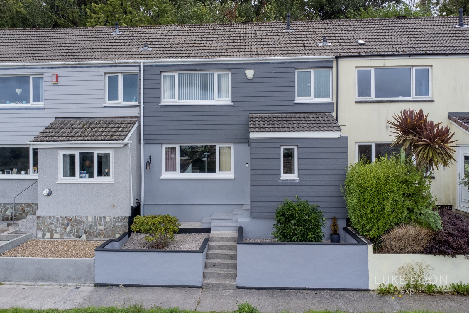 Terraced House for sale in Plymouth, Humber Close, Deer Park, PL3 6SL, 896 m²