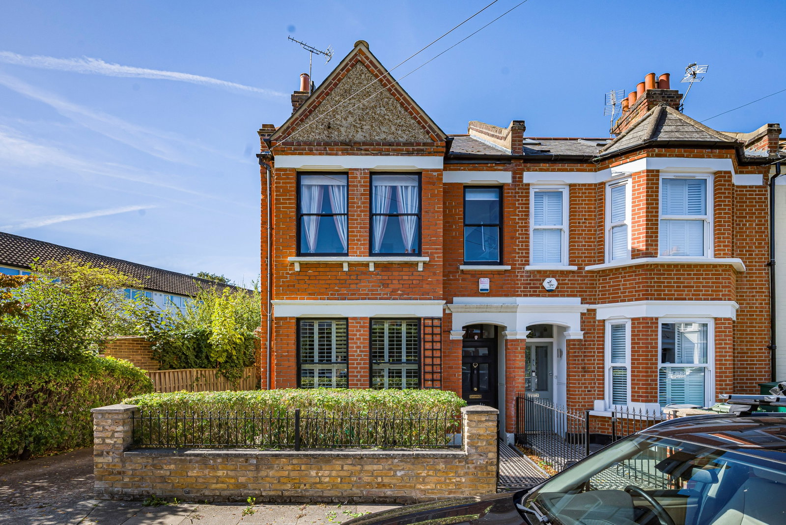 End Of Terrace House for sale in London, Pentney Road, Hyde Farm, Balham, 1562 m²