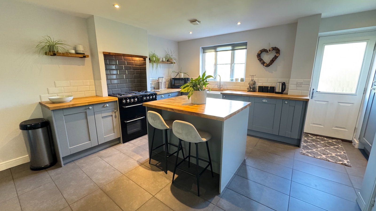 Detached House for sale in Tavistock, Woodpecker Way, Whitchurch, Tavistock, PL19 9FQ, 1086 m²