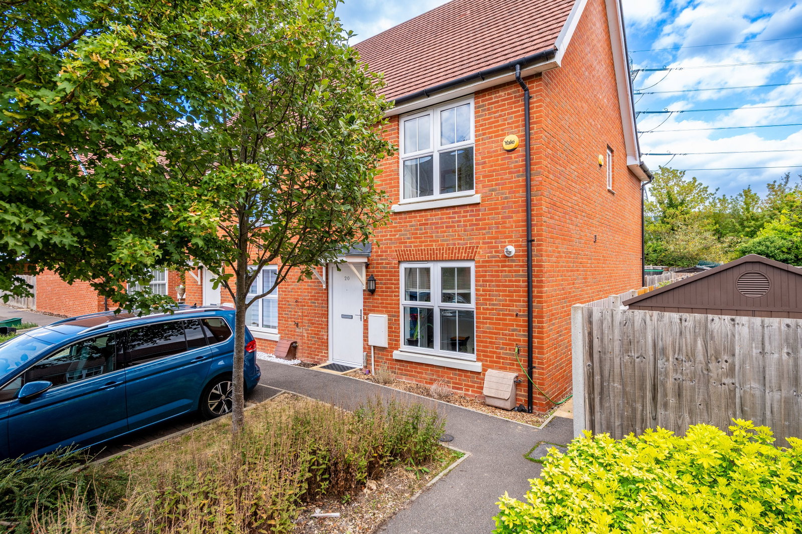 Semi Detached House for sale in Rochester, Tram Way, Peters Village, Wouldham, 821 m²
