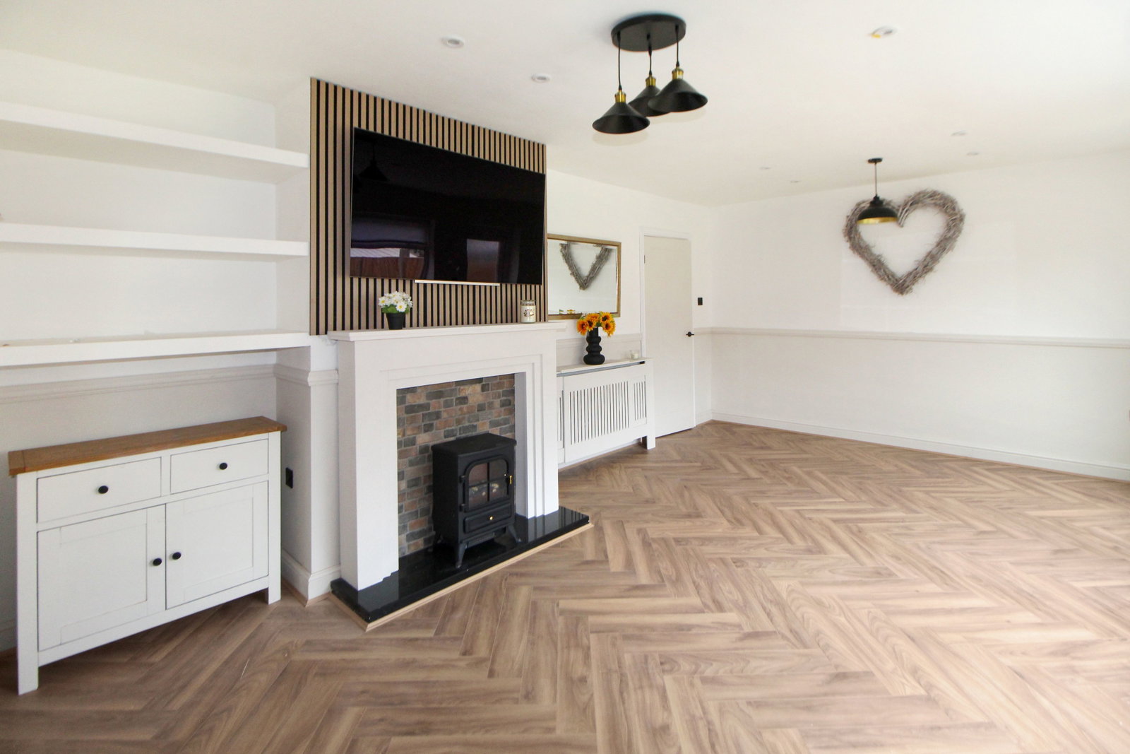 Terraced House for sale in Wirral, Mill Park Drive, Eastham, CH62 9AX