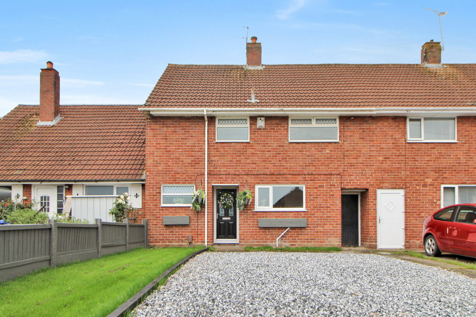 Terraced House for sale in Wirral, Mill Park Drive, Eastham, CH62 9AX