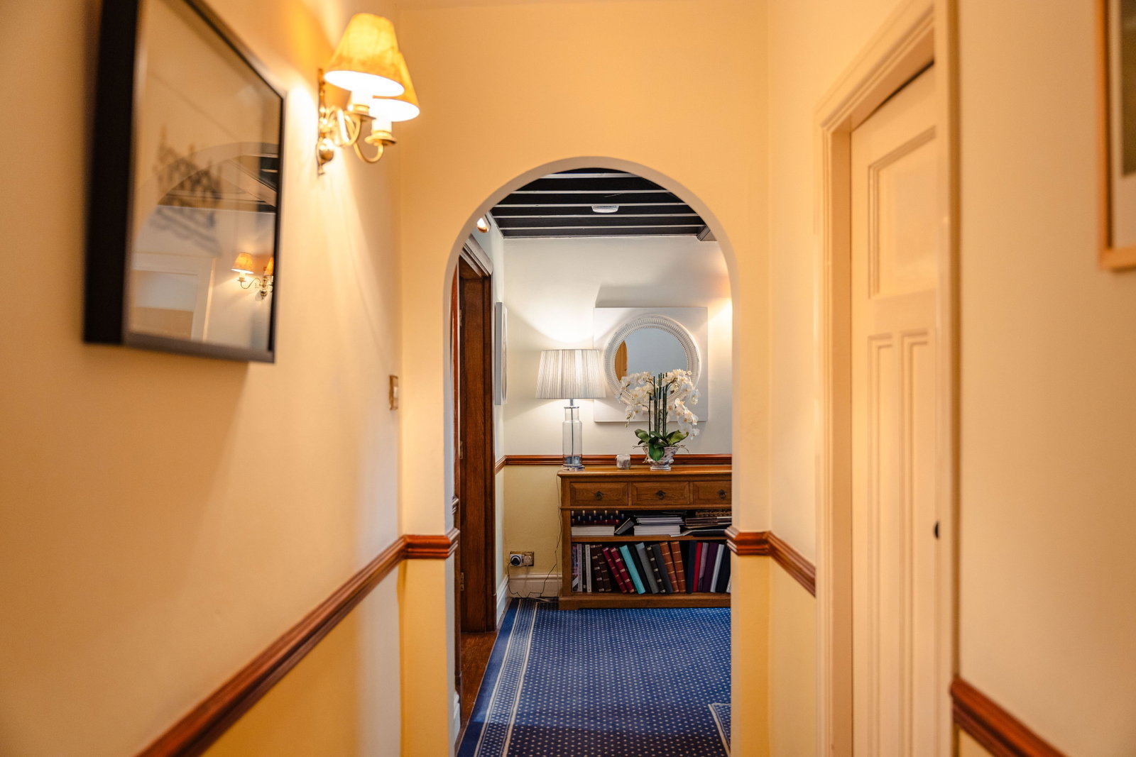 Detached House for sale in Wilmslow, Adlington Road, Wilmslow
