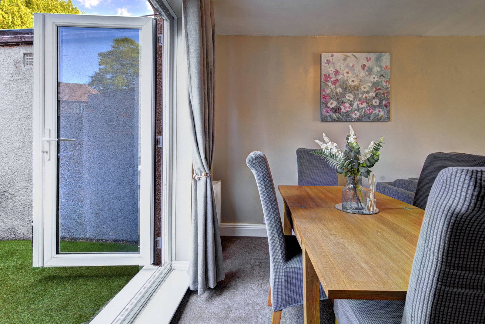 Semi Detached House for sale in Ellesmere Port, 64 Sutton Way, Whitby, Ellesmere Port, Cheshire, CH65 7DN, 1044 m²