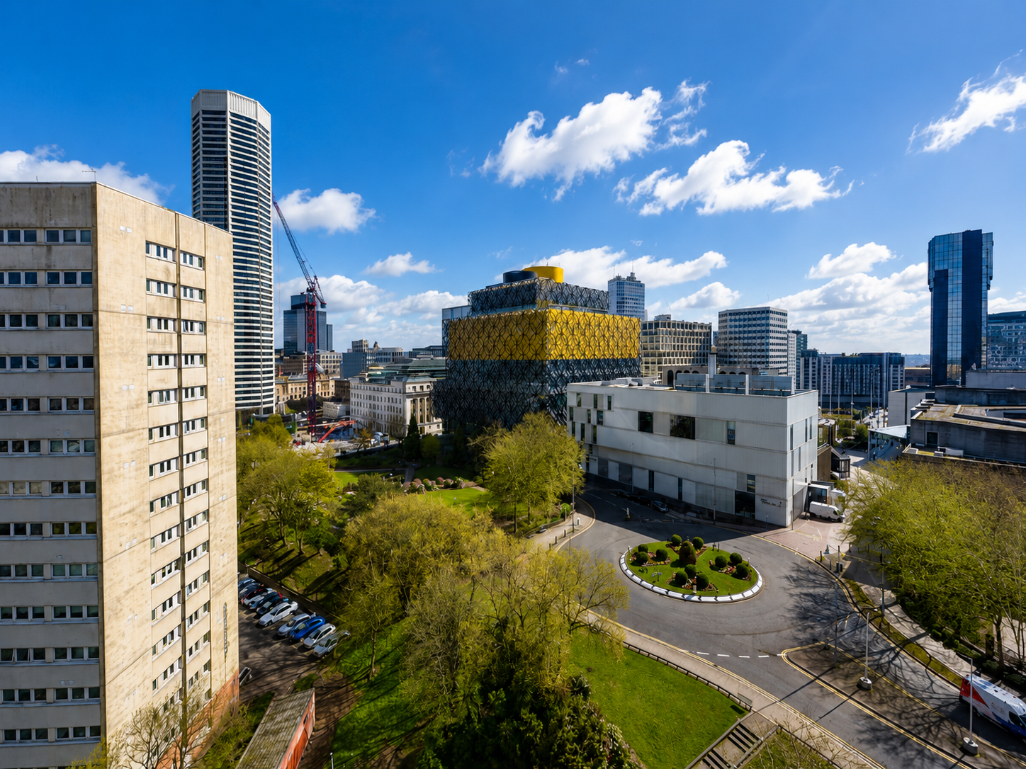 Flat for sale in Birmingham, Civic Close, Birmingham, B1 2NN