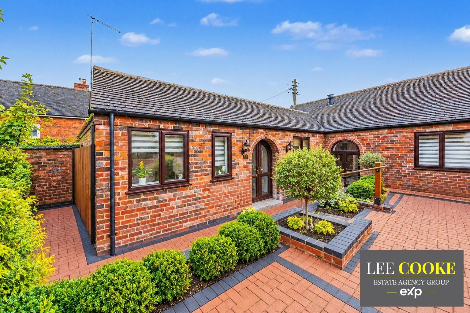 Semi Detached Bungalow for sale in Wolverhampton, Williams Court, Church Road, Shareshill, Wolverhampton, WV10 7JY
