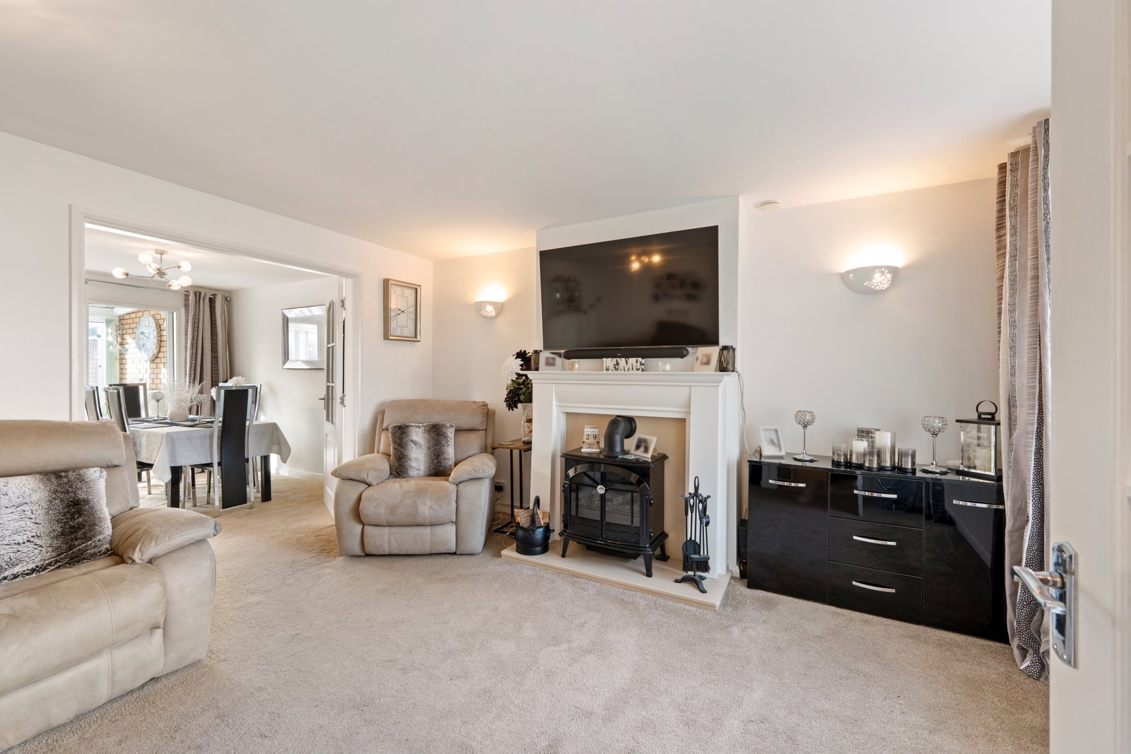 Semi Detached House for sale in Kirkcaldy, Panmure Place, Kirkcaldy, KY2 6JY