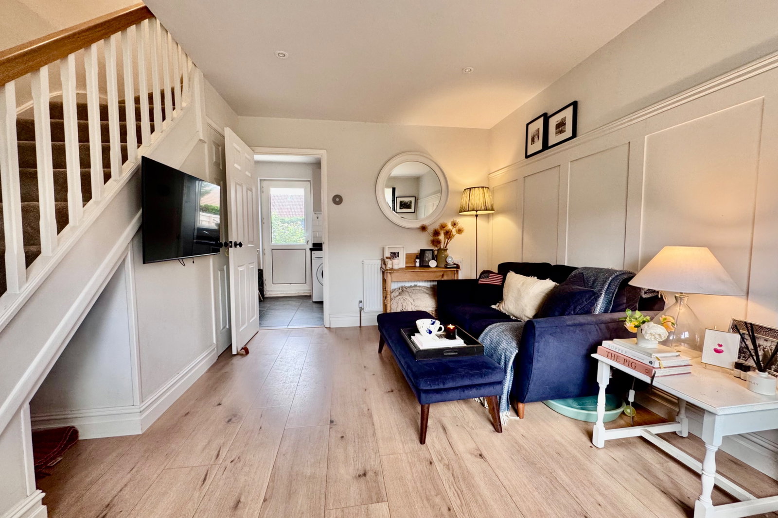 End Of Terrace House for sale in Leighton Buzzard, Church Hill, Cheddington, Buckinghamshire, 491 m²