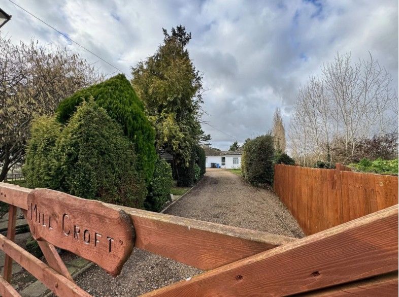 Detached House for sale in Canterbury, Coombe Lane, Ash, Canterbury, CT3 2DH, 2840 m²