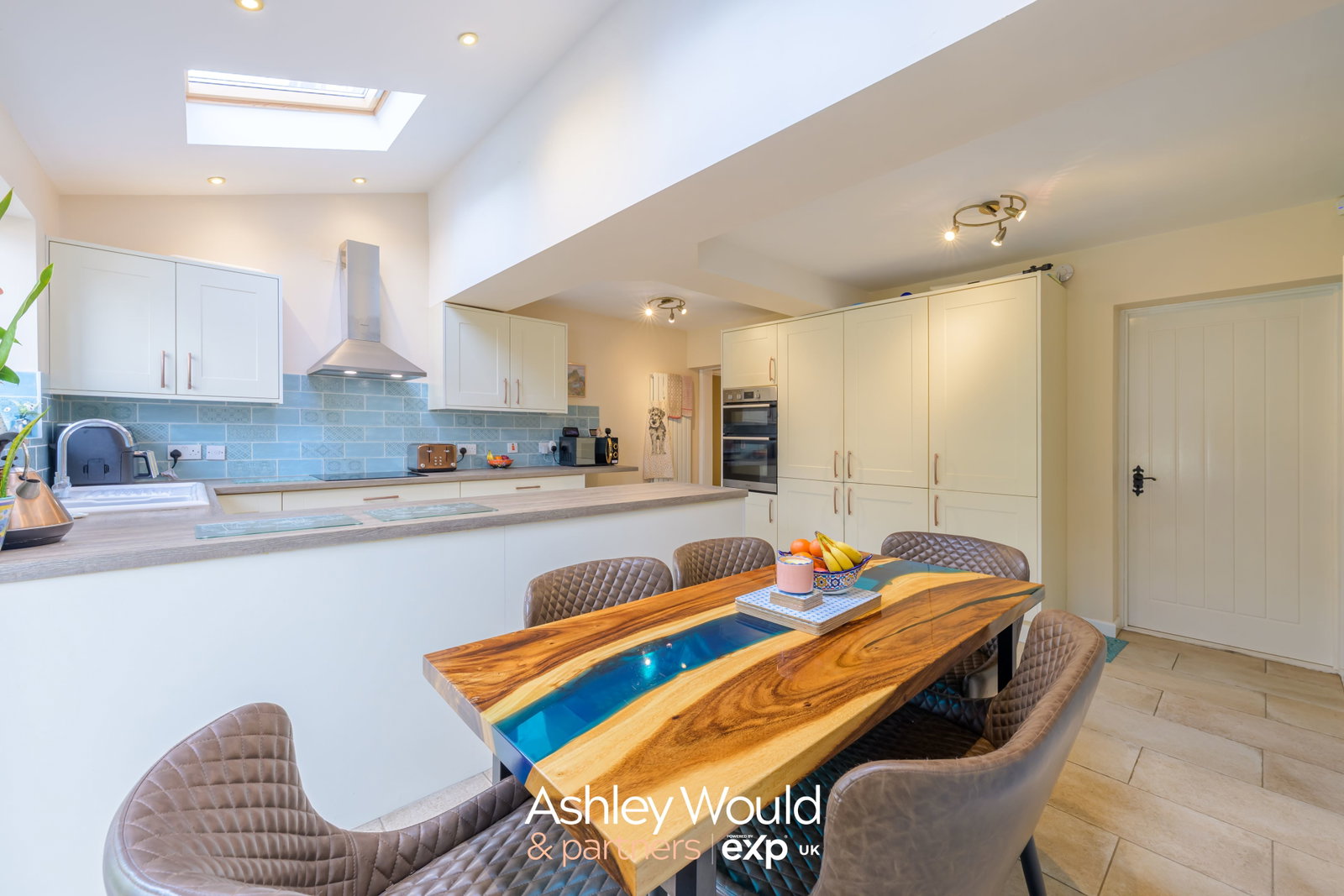 Semi Detached House for sale in Oldbury, Apsley Road, Oldbury, B68