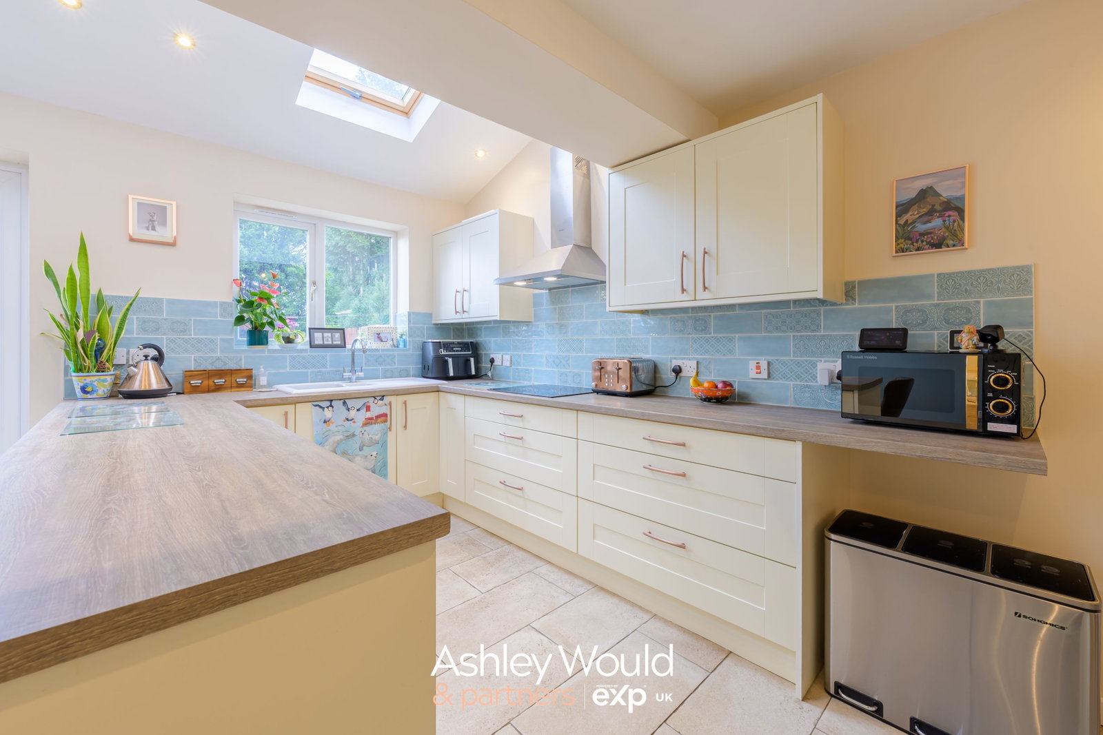 Semi Detached House for sale in Oldbury, Apsley Road, Oldbury, B68