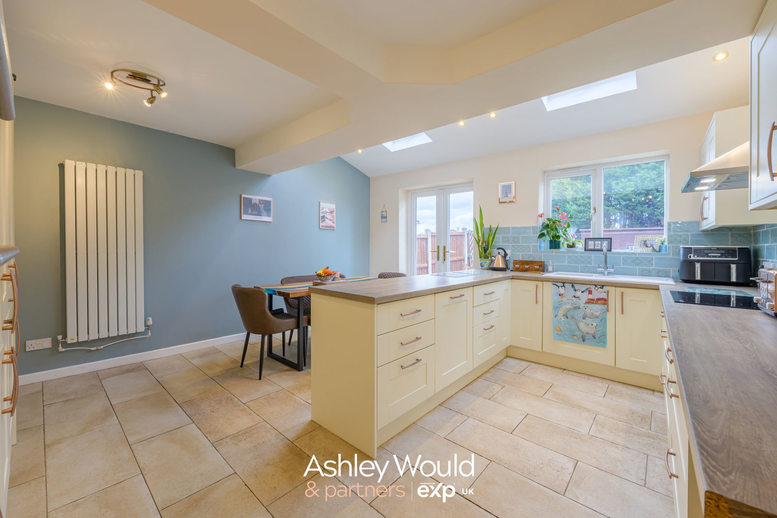 Semi Detached House for sale in Oldbury, Apsley Road, Oldbury, B68