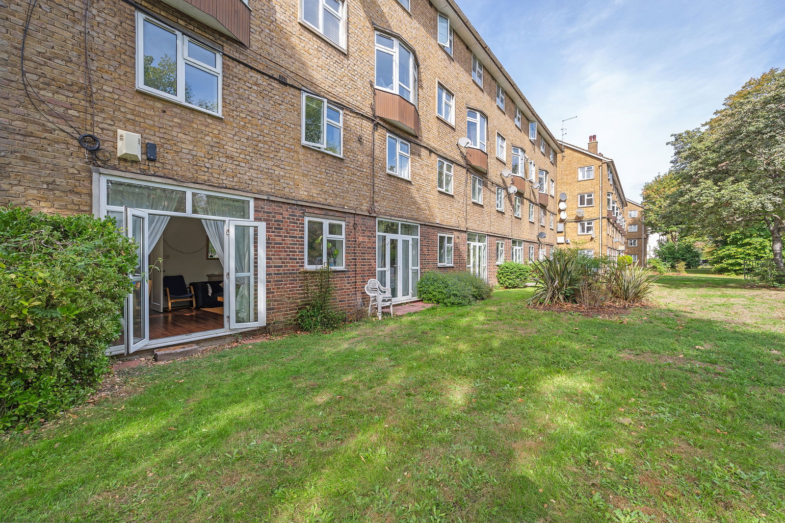Maisonette for sale in London, Spencer Park, Wandsworth, SW18, 873 m²