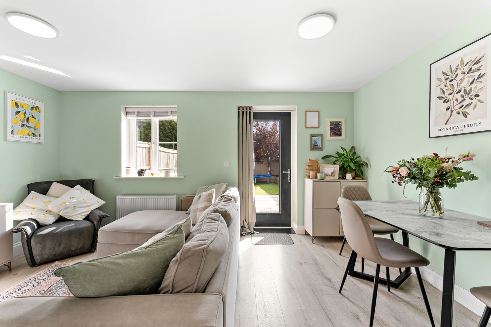 End Of Terrace House for sale in Stamford, Tatum Close, Stamford
