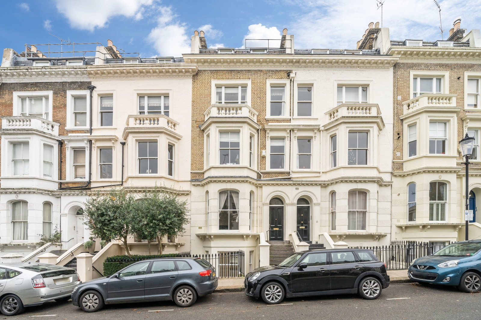 Flat for sale in London, Gordon Place, London, W8 4JE, 681 m²