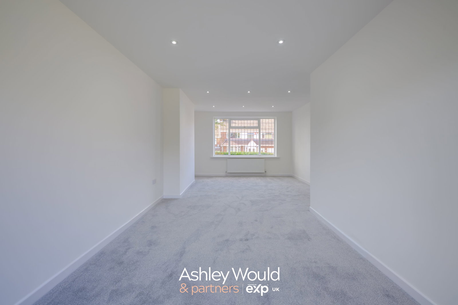 Semi Detached House for sale in Rowley Regis, Wendover Road, Rowley Regis, B65 8LL