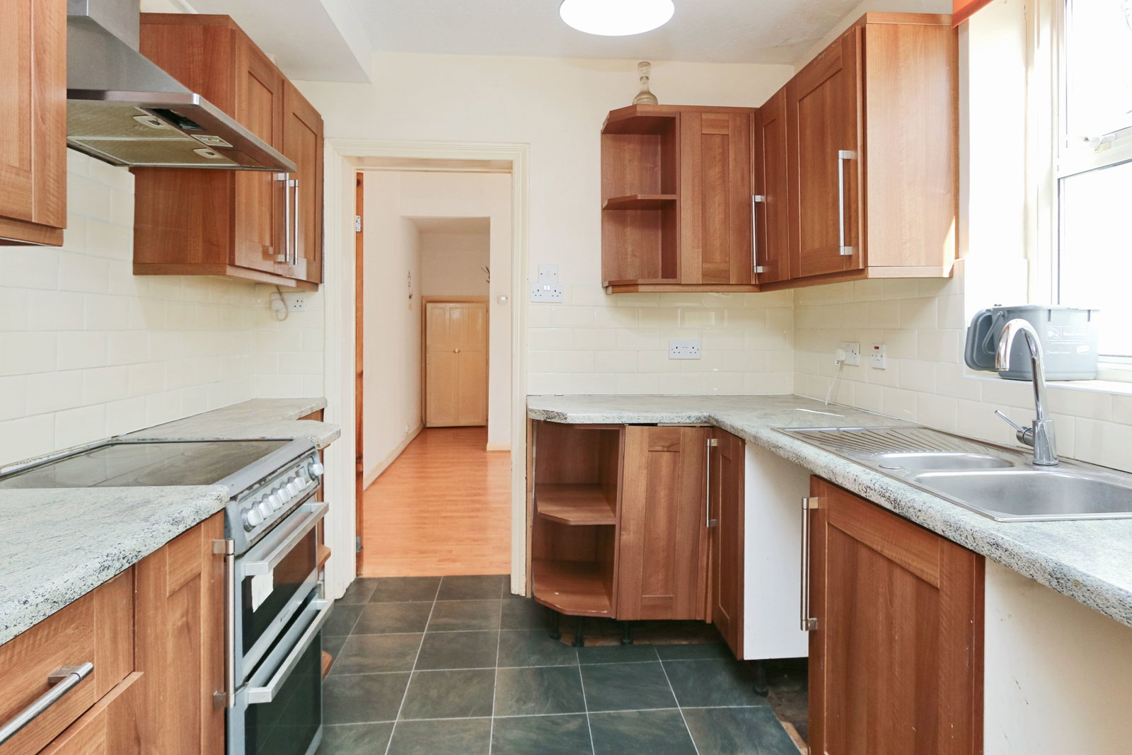 End Of Terrace House for sale in Bromley, Heathfield Road, Bromley, BR1 3RN