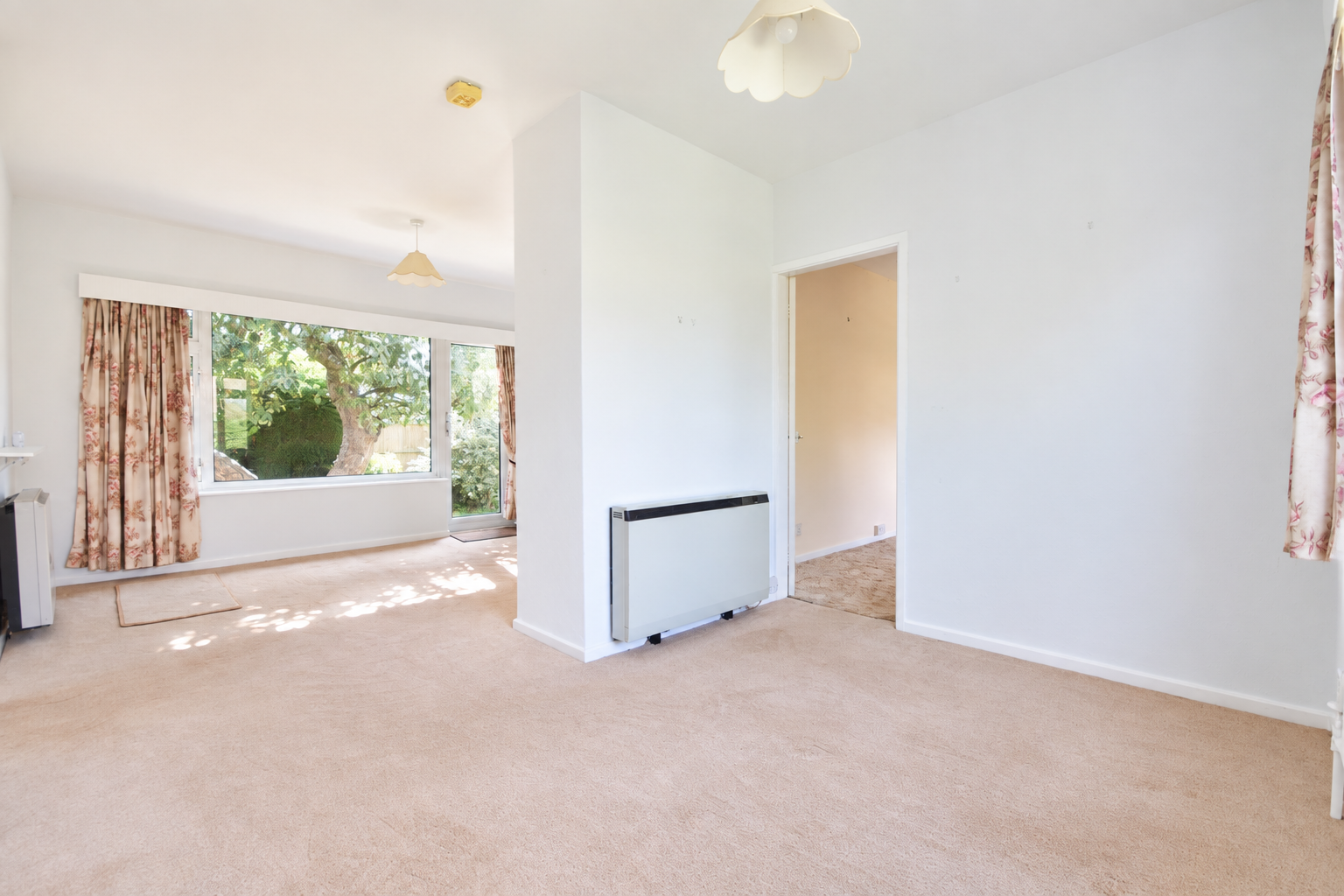 Semi Detached Bungalow for sale in Nottingham, Far Street, Bradmore, Nottingham, NG11 6PF