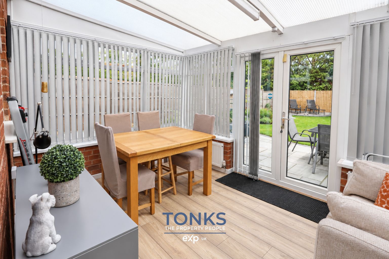 Semi Detached House for sale in Brierley Hill, Brayford Avenue, Brierley Hill, DY5 3PW