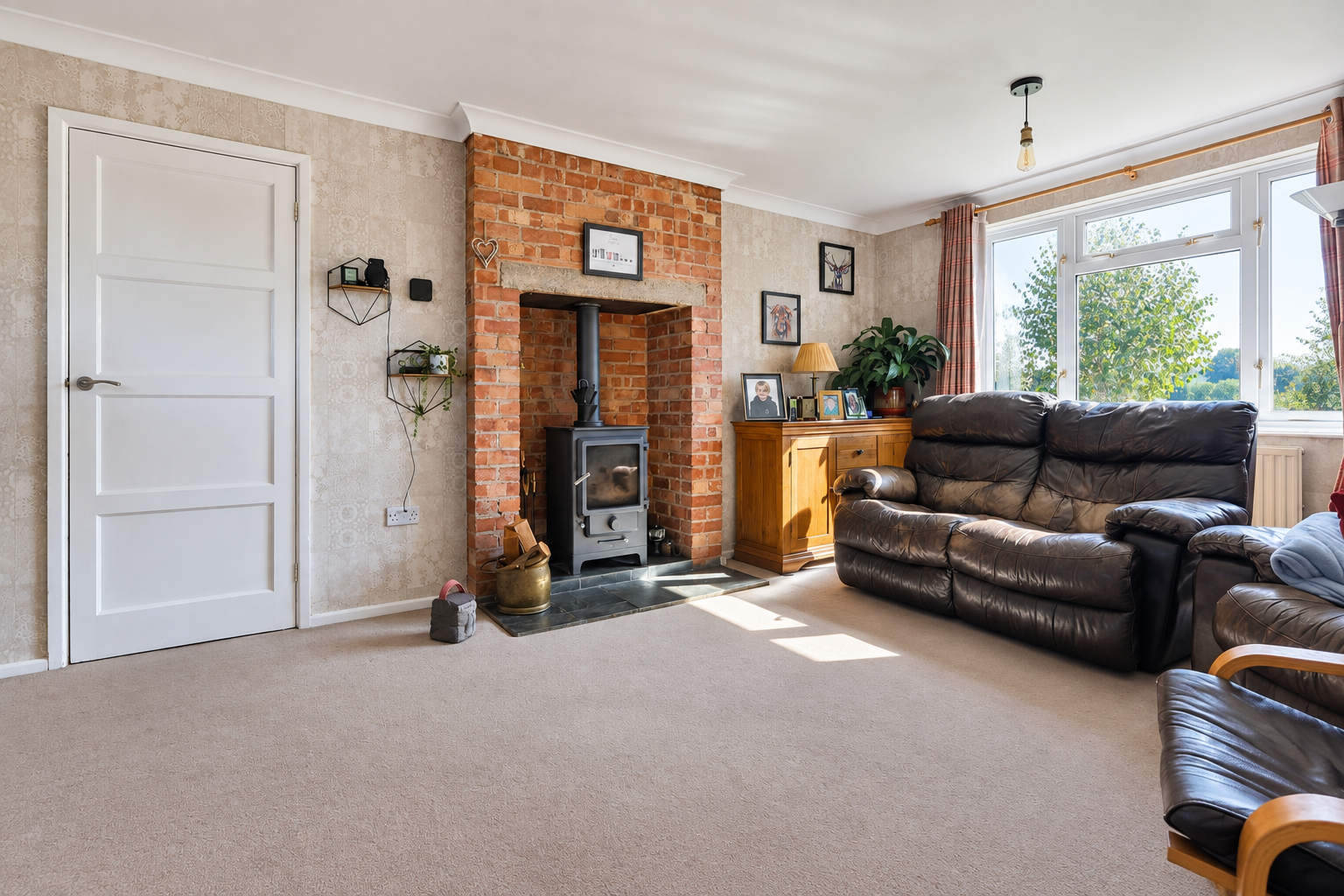 Semi Detached House for sale in Ross-on-wye, The Claytons, Bridstow, Ross-on-wye, HR9 6QD