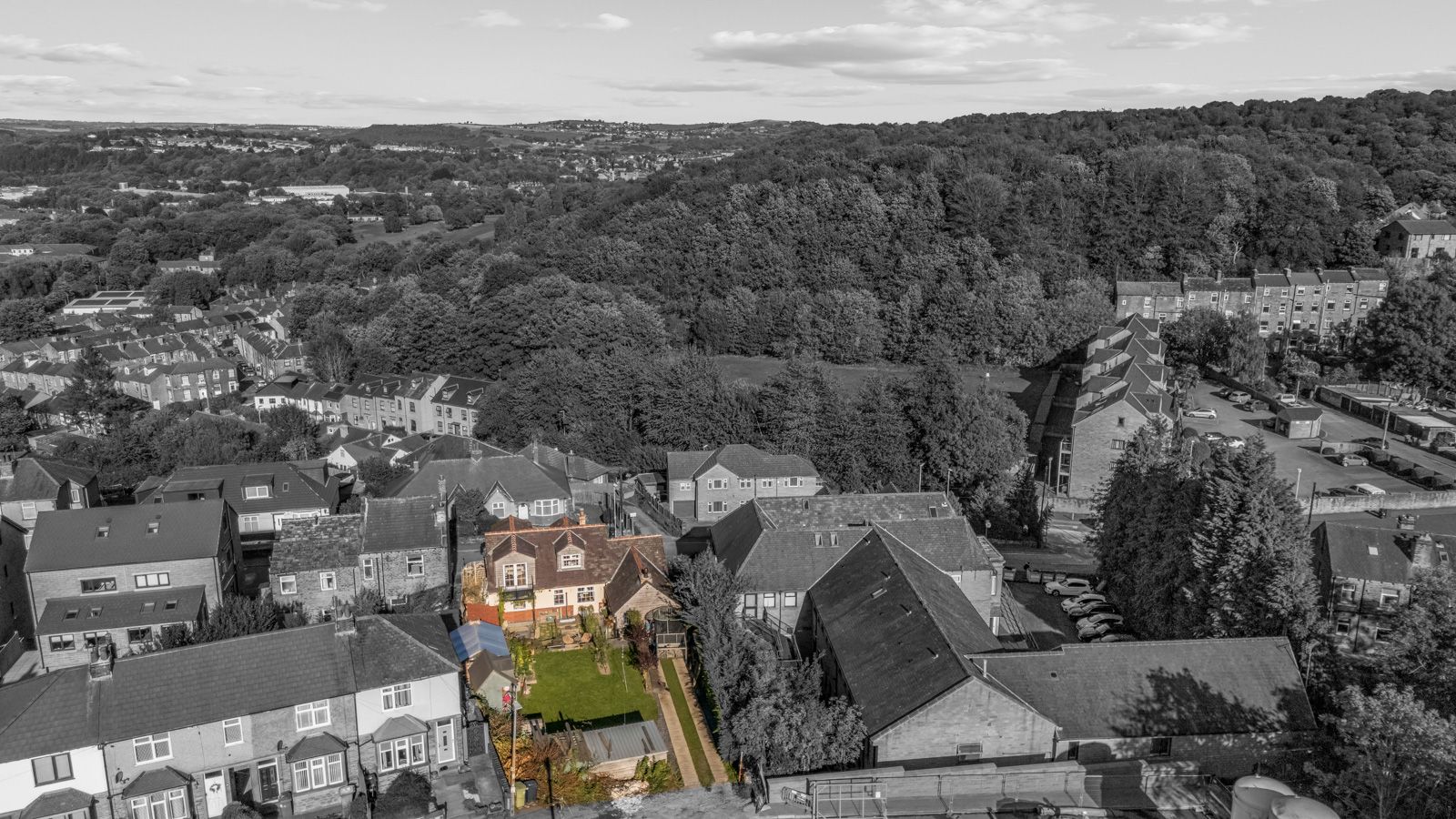 Bungalow for sale in Huddersfield, 56 Stile Common Road, Huddersfield, HD4 6DE