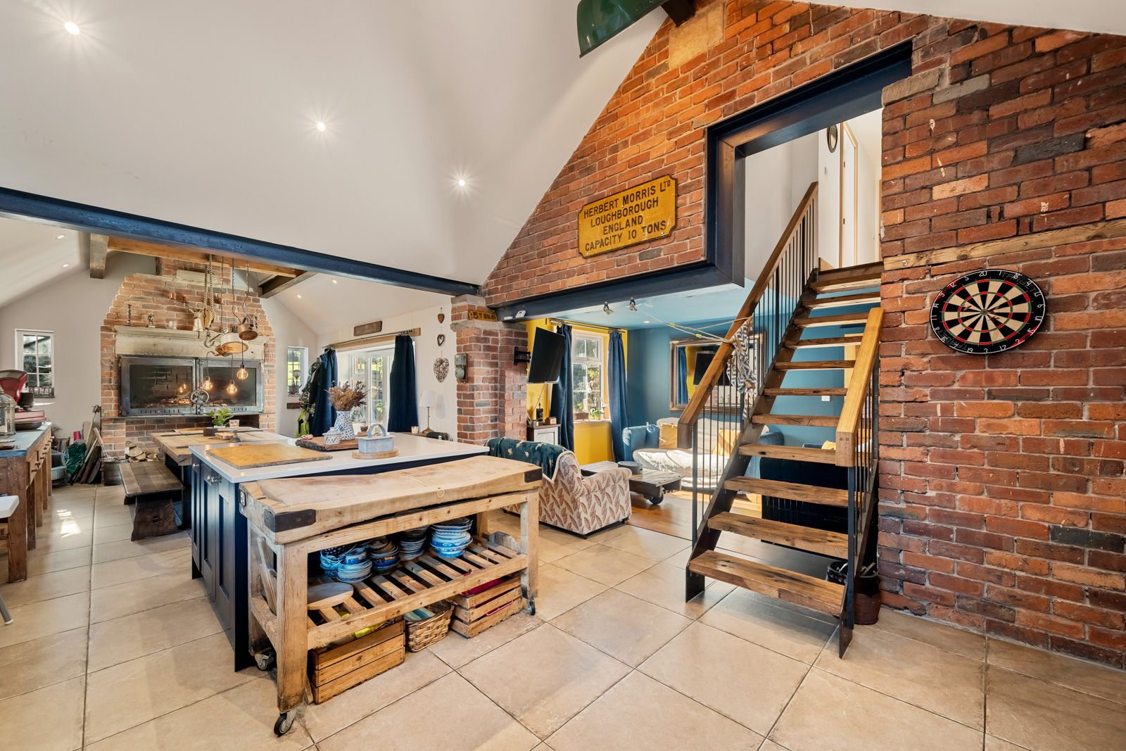 Bungalow for sale in Huddersfield, 56 Stile Common Road, Huddersfield, HD4 6DE