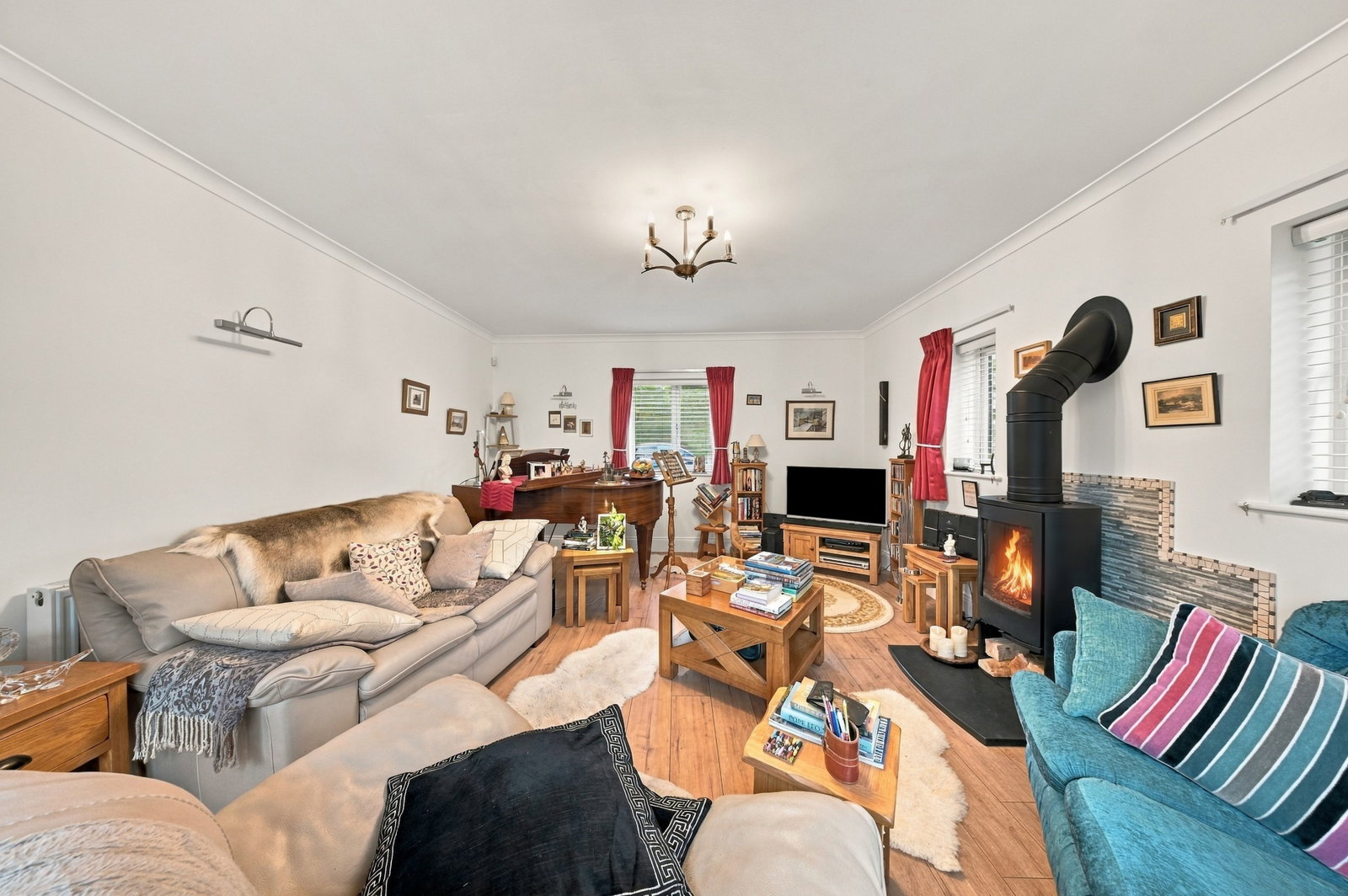 Detached House for sale in Nelson, Marsden Farm Cottage, Walton Lane, BB9 8DS, 1663 m²
