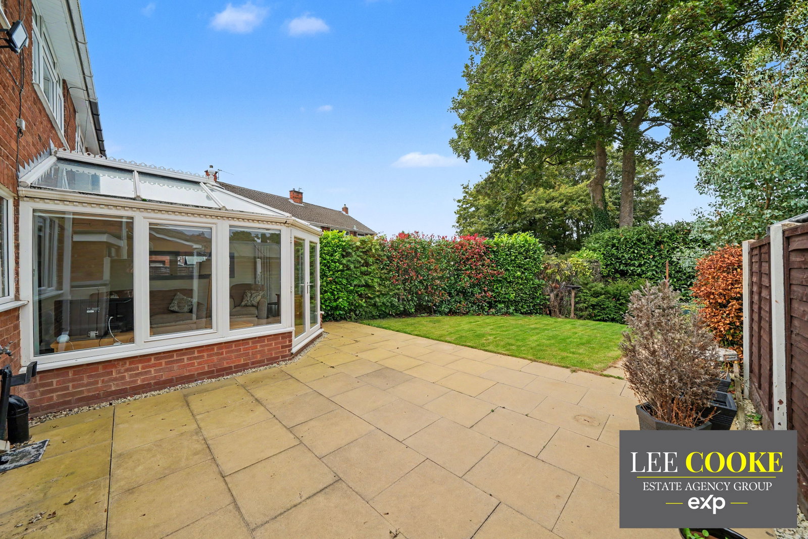 Semi Detached House for sale in Wolverhampton, Cricket Meadow, Fordhouses, Wolverhampton, WV10 6LS