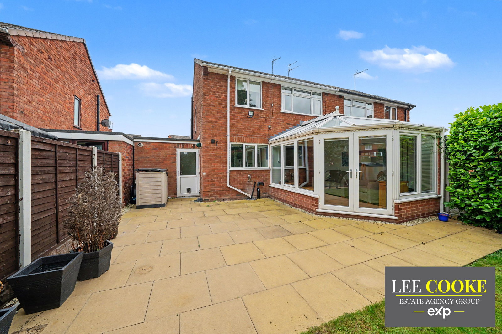 Semi Detached House for sale in Wolverhampton, Cricket Meadow, Fordhouses, Wolverhampton, WV10 6LS