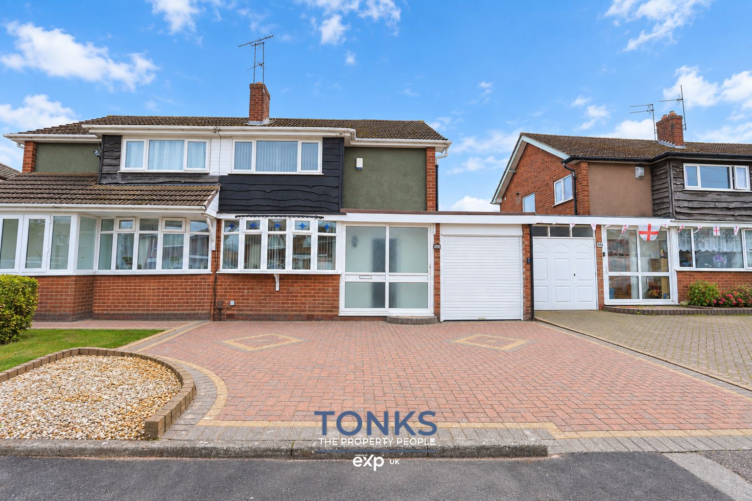 Semi Detached House for sale in Oldbury, Theodore Close, Oldbury, B69 3EF