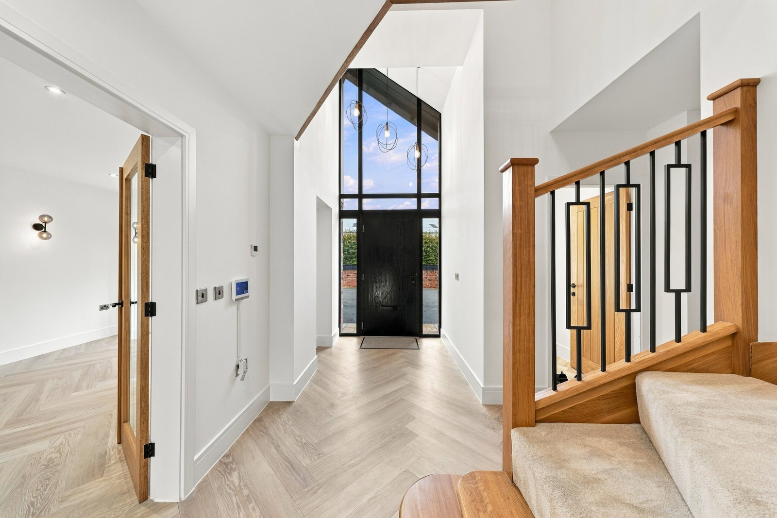 Detached House for sale in Warrington, Ashton Road, Golborne, Warrington, WA3 3UR, 2406 m²