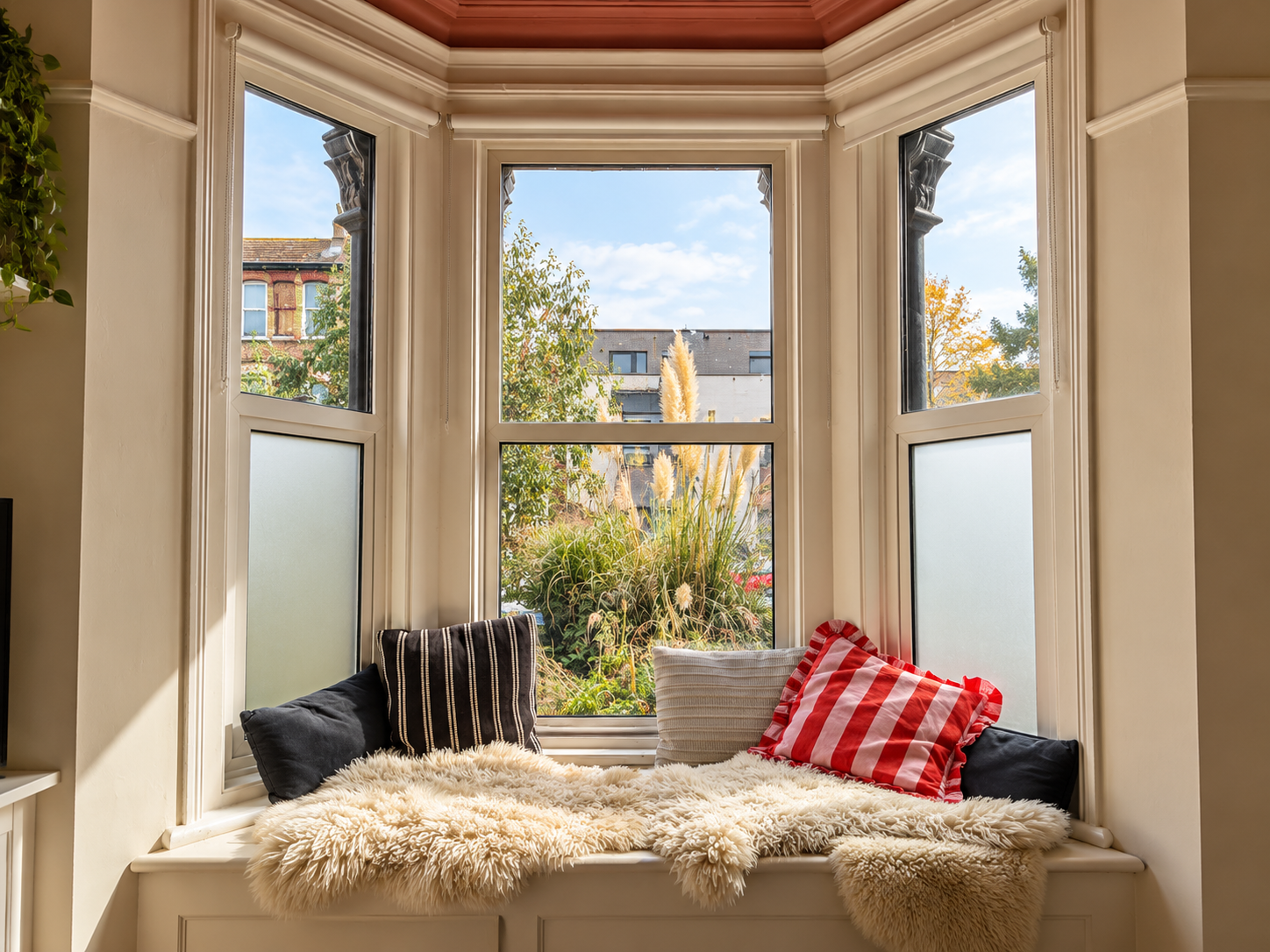Town House for sale in Margate, Sweyn Road, Cliftonville, Margate, CT9 2DF, 1496 m²