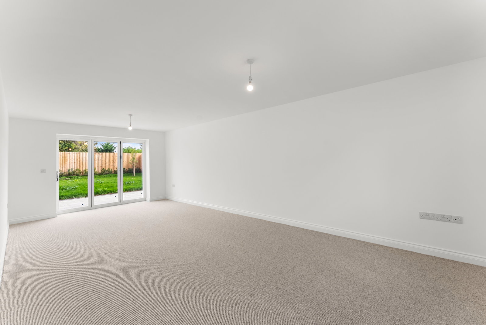 Detached House for sale in Grantham, 32 High Street, Swinstead, 2200 m²