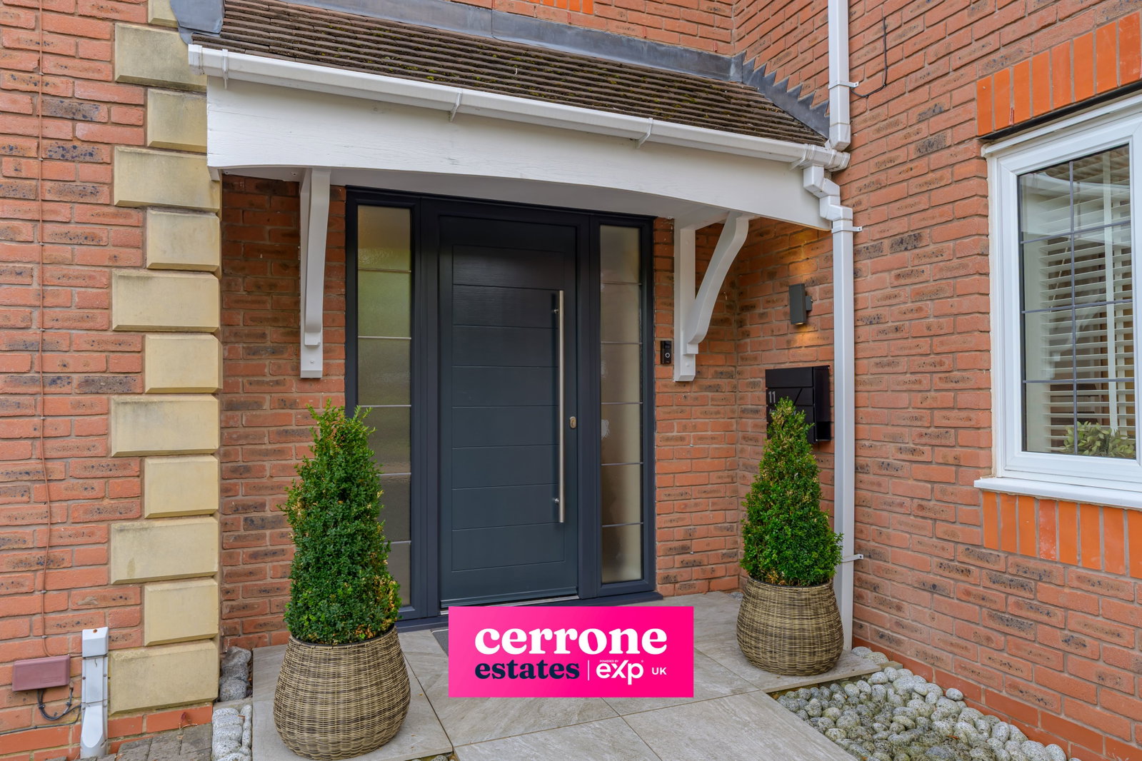 Detached House for sale in Bromsgrove, Aspens Way, Woodland Grange, Bromsgrove, B61 0UW, 2135 m²