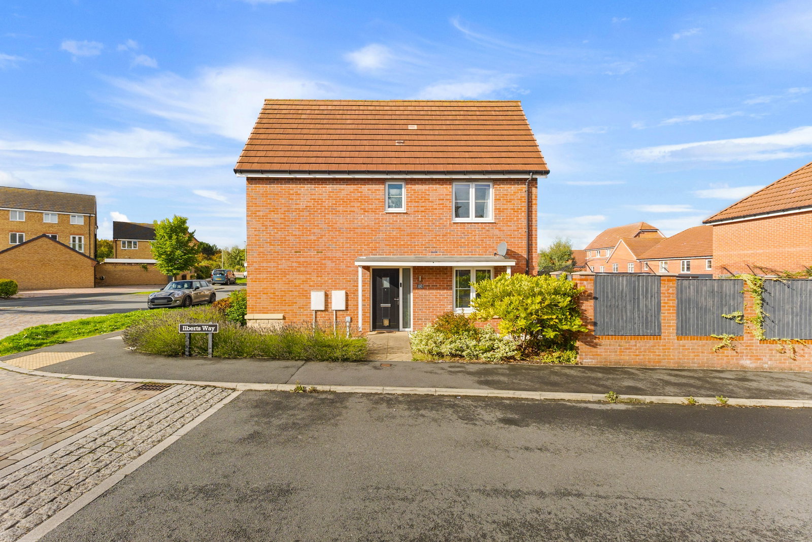 Semi Detached House for sale in Pontefract, Ilberts Way, Pontefract, WF8 4SQ, 785 m²