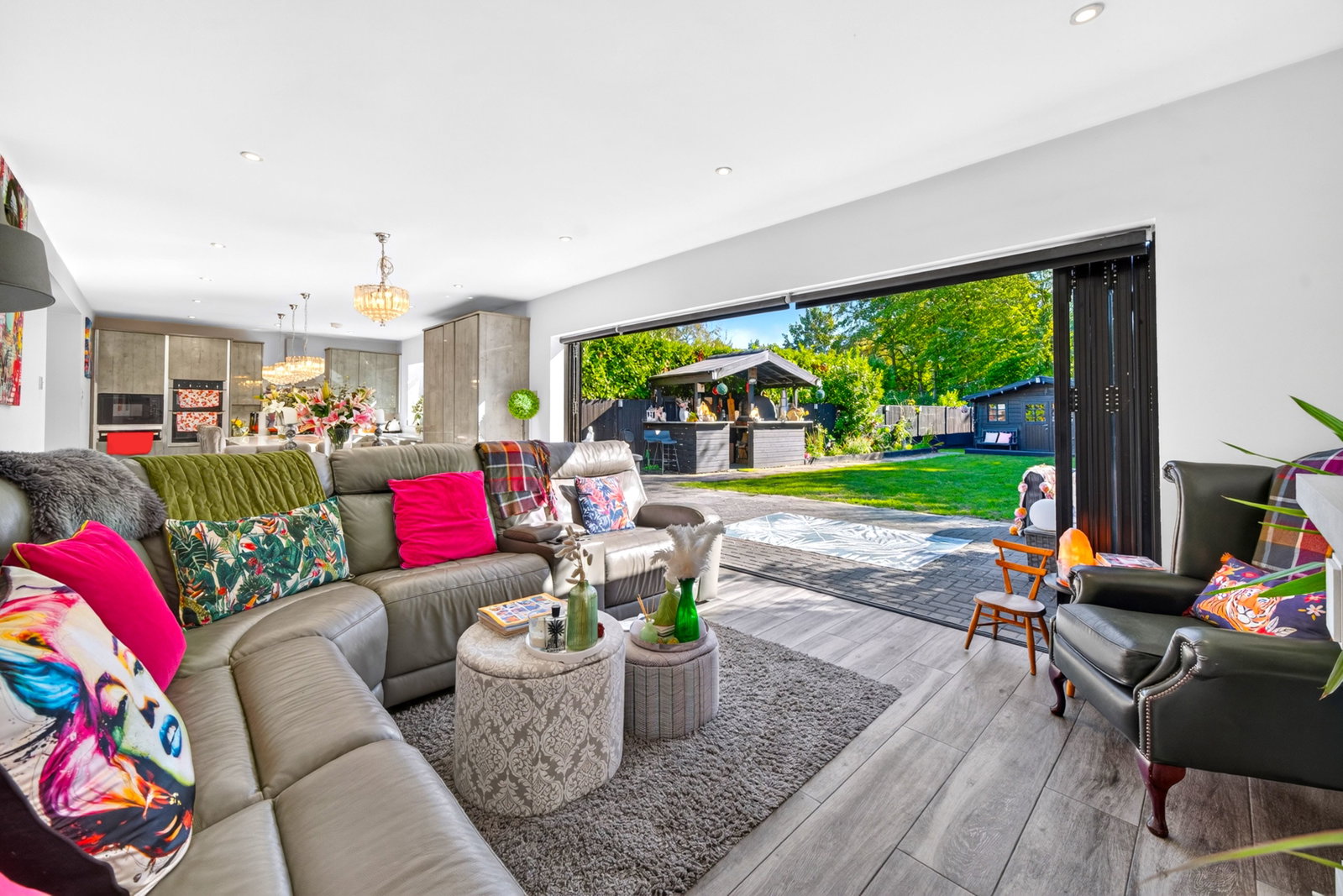 Detached House for sale in Radlett, Shenley Hill, Radlett, WD7, 2308 m²
