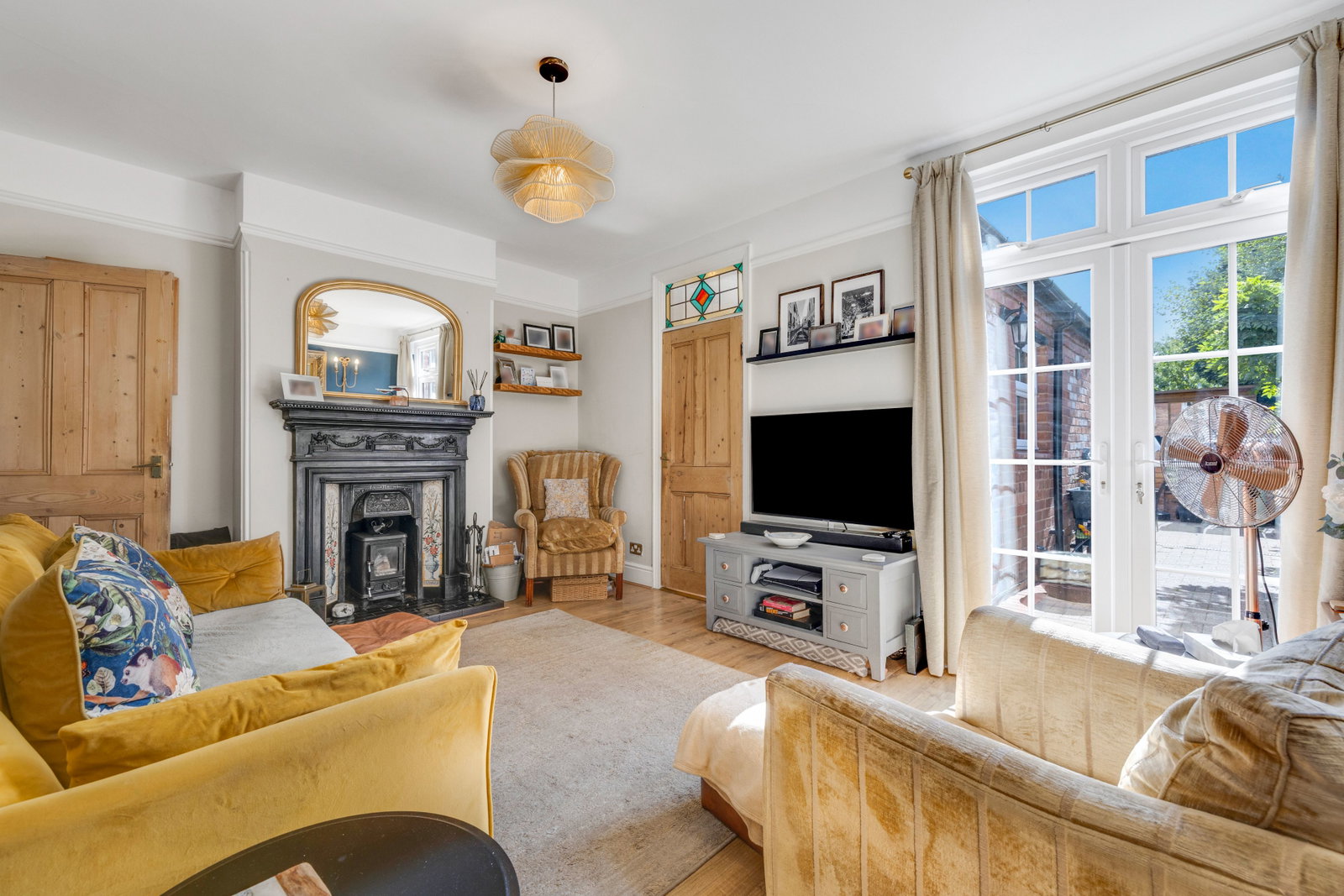 Terraced House for sale in Kingswinford, Oak Street, Kingswinford, DY6 9LS