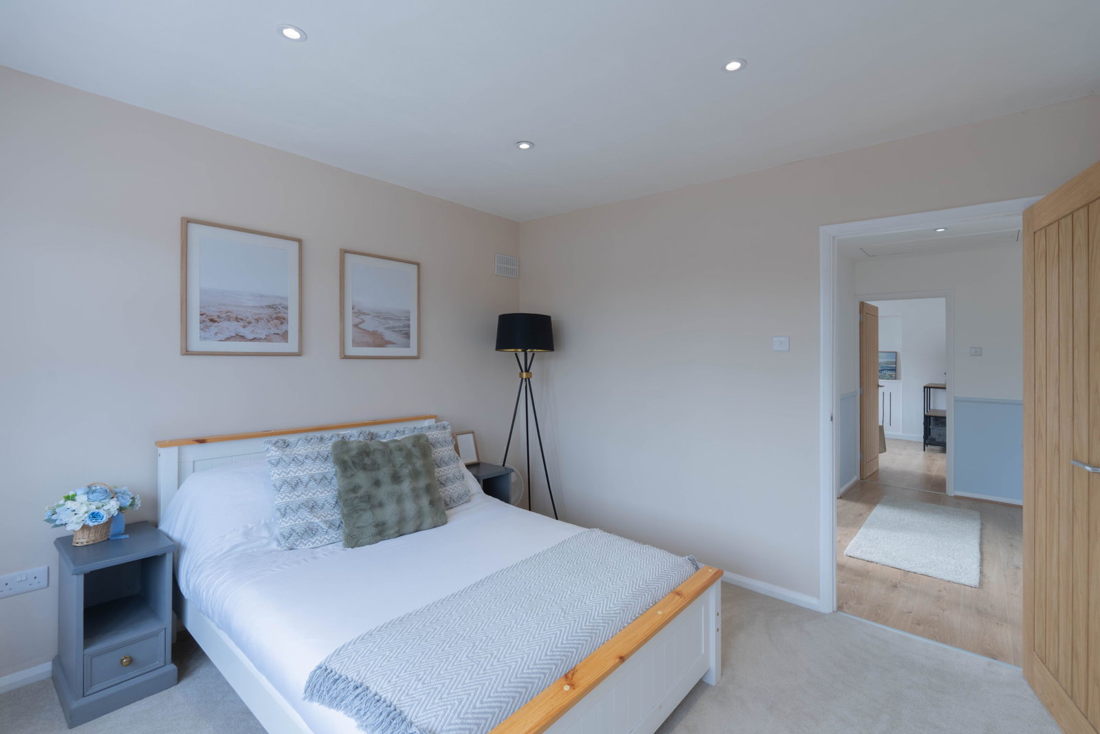 Semi Detached House for sale in Birchington, Essex Gardens, Birchington, CT7 9TJ