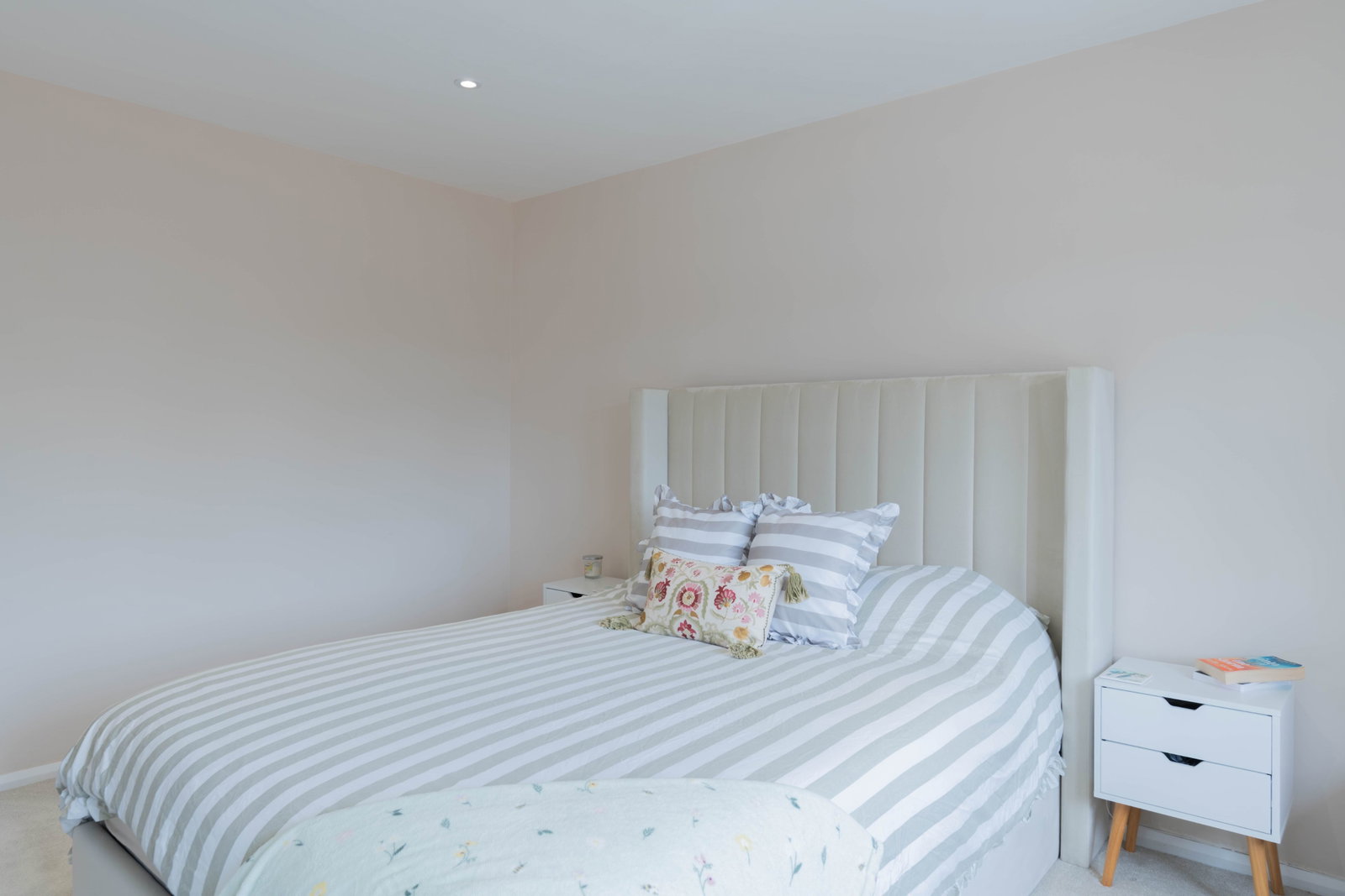 Semi Detached House for sale in Birchington, Essex Gardens, Birchington, CT7 9TJ