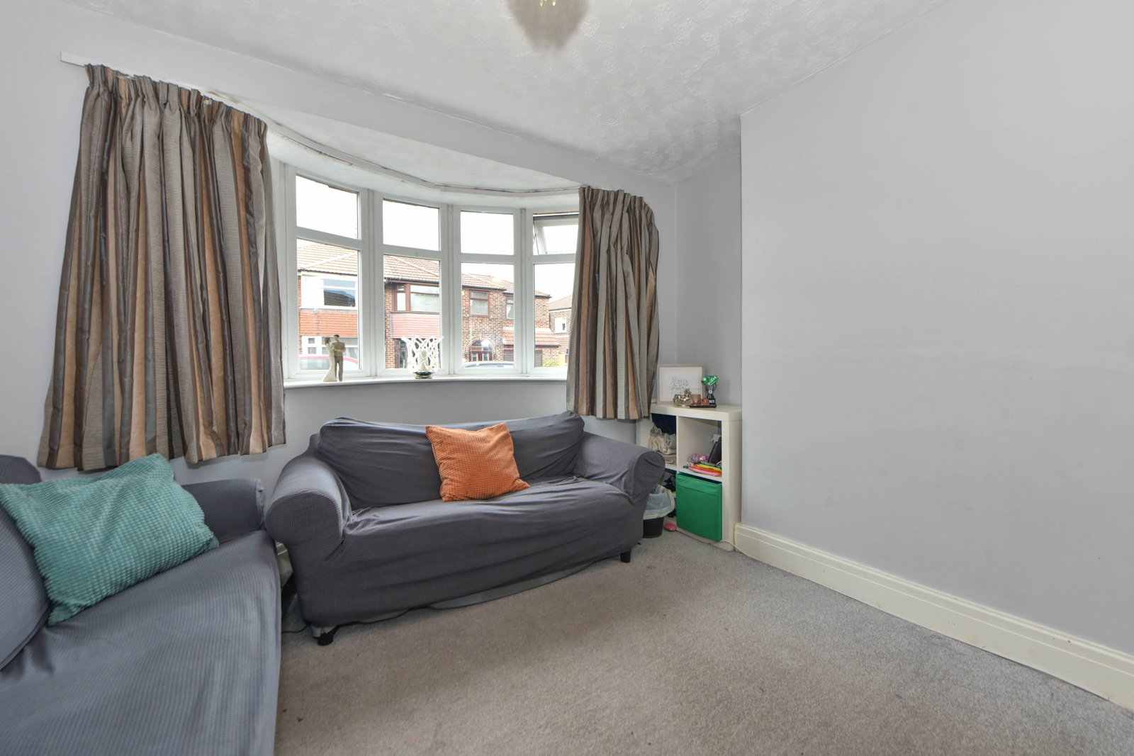Semi Detached House for sale in Altrincham, St. Albans Crescent, West Timperley, Altrincham, WA14 5NY